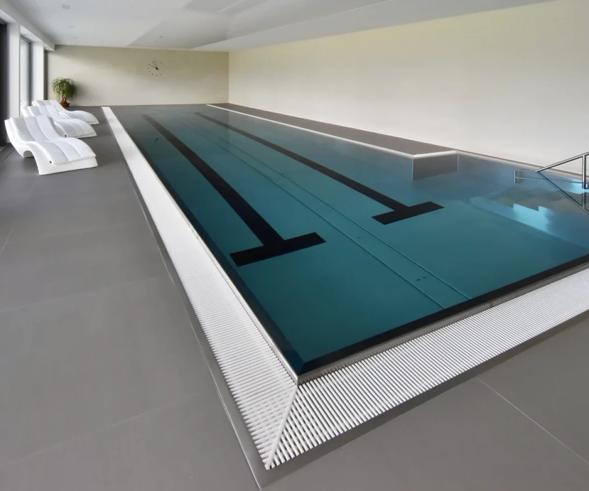 basen_wewnętrzny_002d