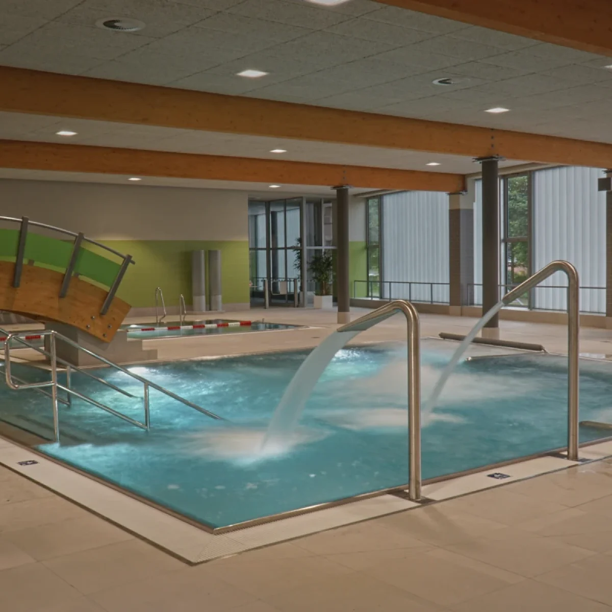 kryty_basen_w_andrychowie_01